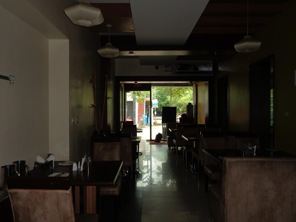 Rainbow Boutique 3* Chennai