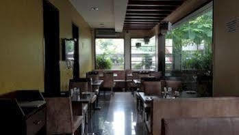 Rainbow Boutique Aparthotel Chennai